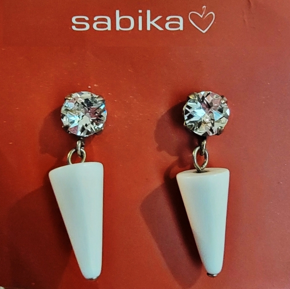 #Sabika Summer White Cone Drops Topped By Clear Fun Sz Crystals #NWOT - Picture 1 of 2